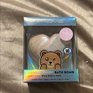 Creme Aromatherapy Bath Bomb - Cream & Pink Heart